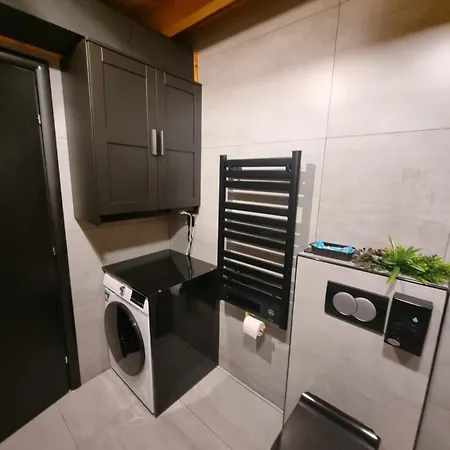 木屋 Kovu